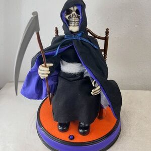 The Grim Reaper Vintage Animated Halloween Motionette Telco Talking Moving 1997